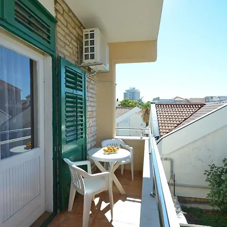Summer Chill 3* Vodice